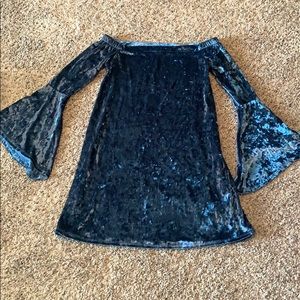 blue velvet off shoulder dress size s